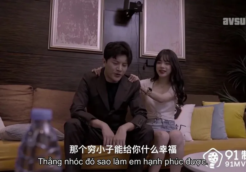 Em ghệ "đi ngoài" gấu để được dấn thân vào showbiz vietsub